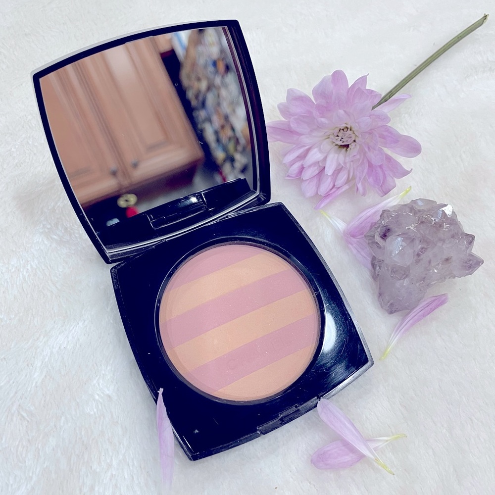 CHANEL Les Beiges Healthy Glow Powder